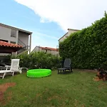 Giardino Apartment *